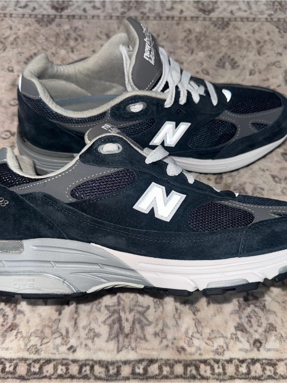 New Balance 993 Indigo Blue Women’s Size 11 / Men’s Size 9.5 D WR993NV